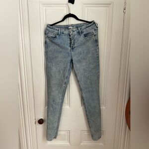Old Navy rockstar super skinny acid washed button button fly 12 tall
